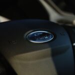 Ford Kuga 2.5 Duratec 14.4kWh Black Package Edition CVT Euro 6 (s/s) 5dr