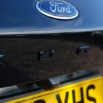 Ford Kuga 2.5 Duratec 14.4kWh Black Package Edition CVT Euro 6 (s/s) 5dr