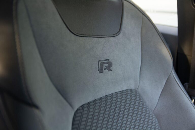 Volkswagen T-Roc 2.0 TSI R SUV 5dr Petrol DSG 4Motion Euro 6 (s/s) (300 ps)