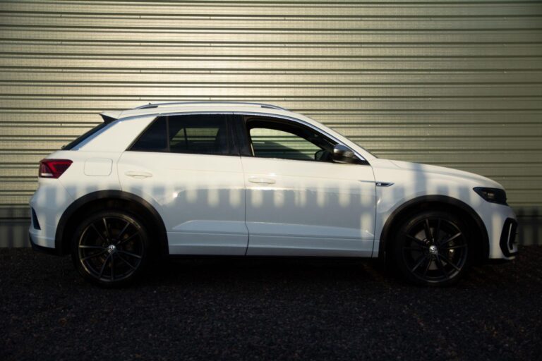 Volkswagen T-Roc 2.0 TSI R SUV 5dr Petrol DSG 4Motion Euro 6 (s/s) (300 ps)