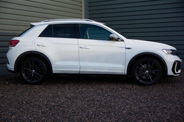 Volkswagen T-Roc 2.0 TSI R SUV 5dr Petrol DSG 4Motion Euro 6 (s/s) (300 ps)