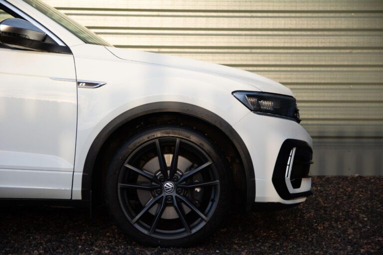 Volkswagen T-Roc 2.0 TSI R SUV 5dr Petrol DSG 4Motion Euro 6 (s/s) (300 ps)