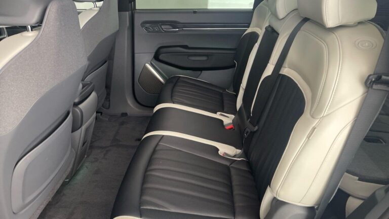 Kia EV9 99.8kWh GT-Line S SUV 5dr Electric Auto AWD (7 Seat) (378 bhp)