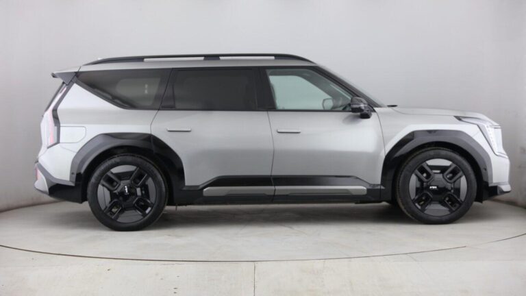 Kia EV9 99.8kWh GT-Line S SUV 5dr Electric Auto AWD (7 Seat) (378 bhp)