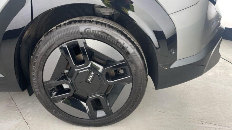 Kia EV9 99.8kWh GT-Line S SUV 5dr Electric Auto AWD (7 Seat) (378 bhp)