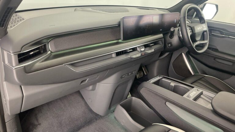 Kia EV9 99.8kWh GT-Line S SUV 5dr Electric Auto AWD (7 Seat) (378 bhp)