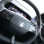 Vauxhall Grandland 1.2 Ultimate SUV 5dr Petrol Hybrid e-DCT Euro 6 (s/s) (136 ps)