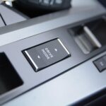 Vauxhall Grandland 1.2 Ultimate SUV 5dr Petrol Hybrid e-DCT Euro 6 (s/s) (136 ps)