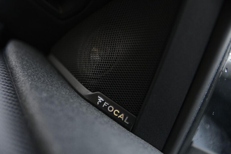 Vauxhall Grandland 1.2 Ultimate SUV 5dr Petrol Hybrid e-DCT Euro 6 (s/s) (136 ps)