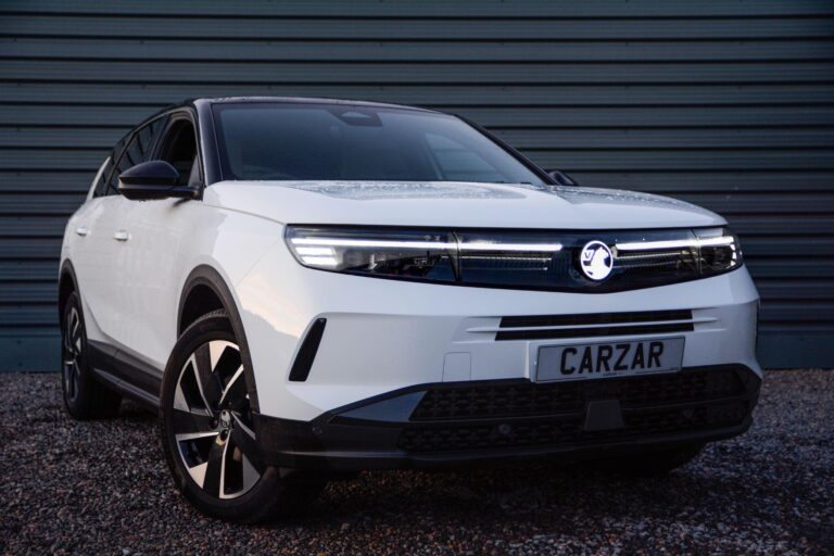 Vauxhall Grandland 1.2 Ultimate SUV 5dr Petrol Hybrid e-DCT Euro 6 (s/s) (136 ps)