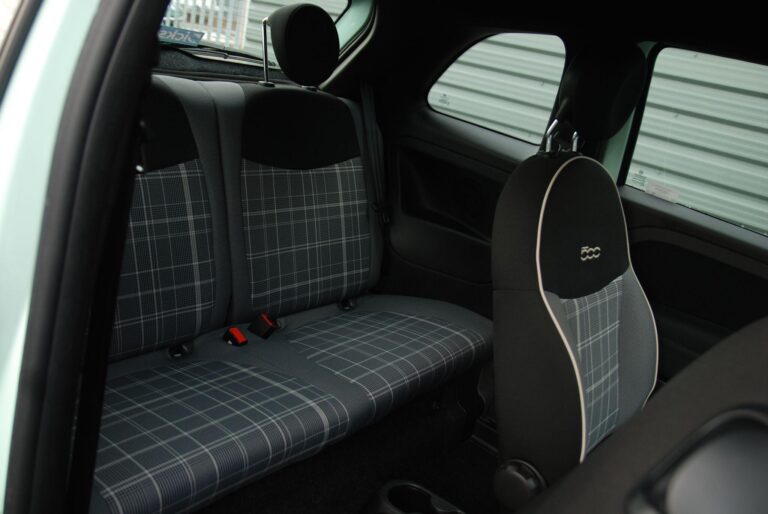 Fiat 500 1.2 Lounge Hatchback 3dr Petrol Manual Euro 6 (s/s) (69 bhp)