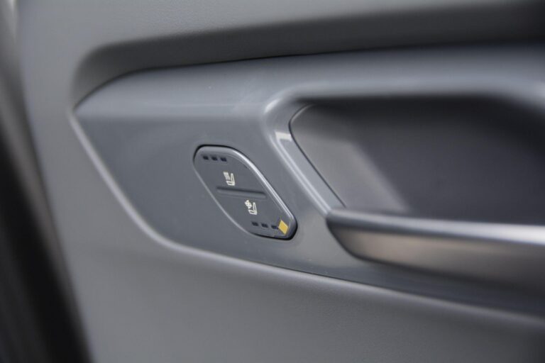 Kia EV9 99.8kWh GT-Line SUV 5dr Electric Auto AWD (378 bhp)