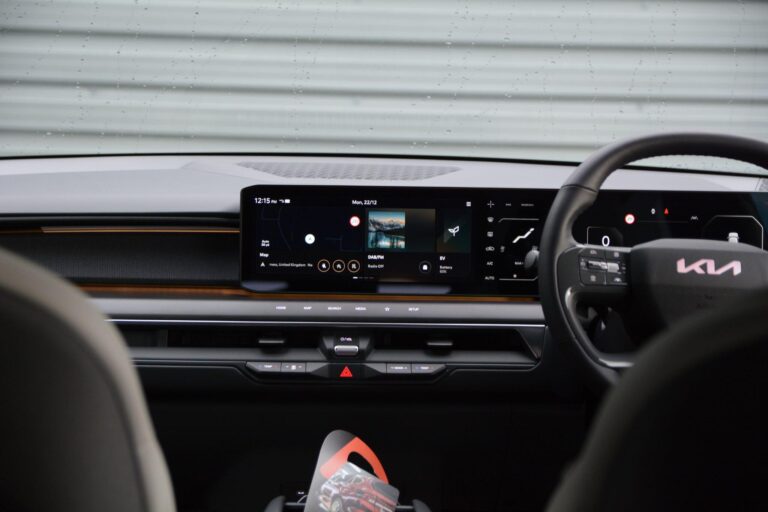 Kia EV9 99.8kWh GT-Line SUV 5dr Electric Auto AWD (378 bhp)