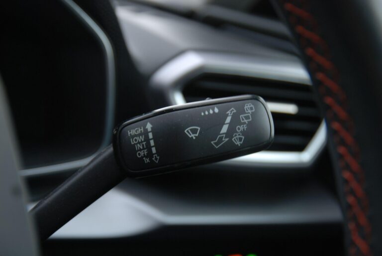 SEAT Leon 1.5 TSI EVO FR Hatchback 5dr Petrol Manual Euro 6 (s/s) (130 ps)